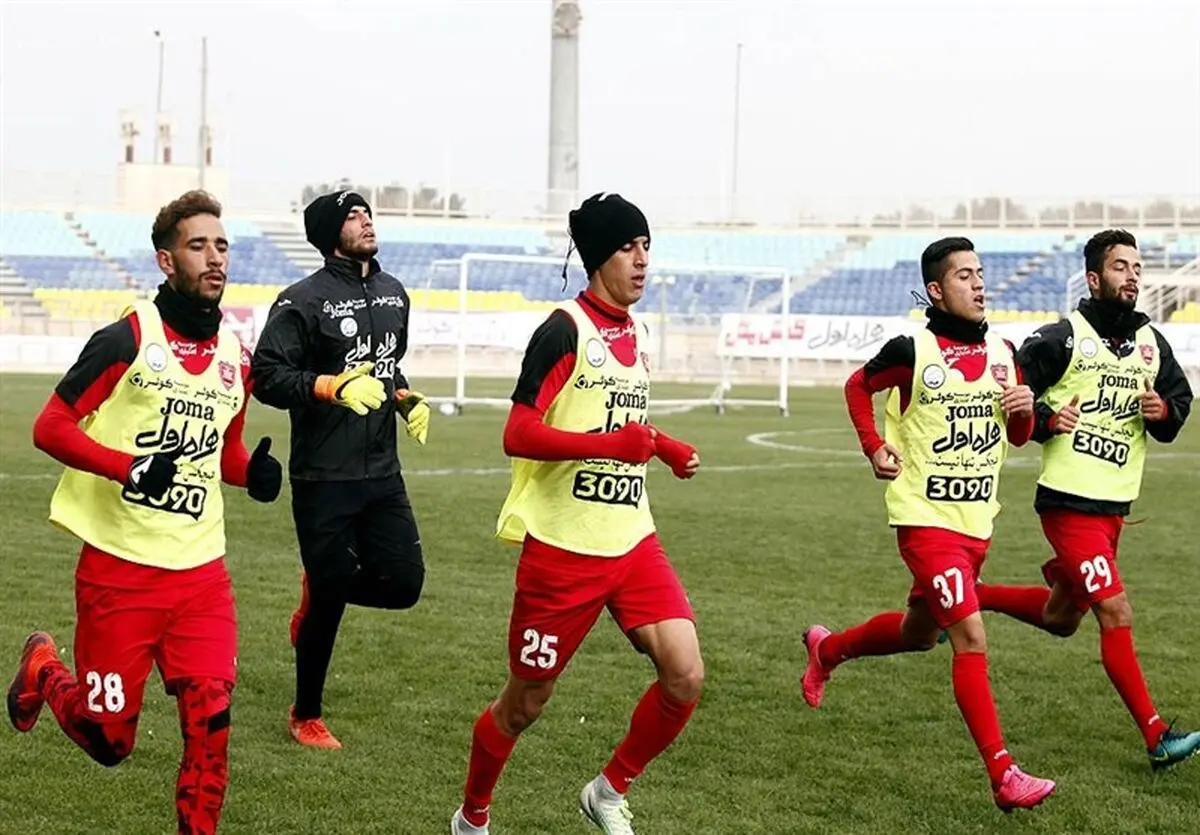 تمرین پرفشار پرسپولیسی‌ها در ورزشگاه آزادی/ تپه‌نوردی ۲ سرخپوش + عکس