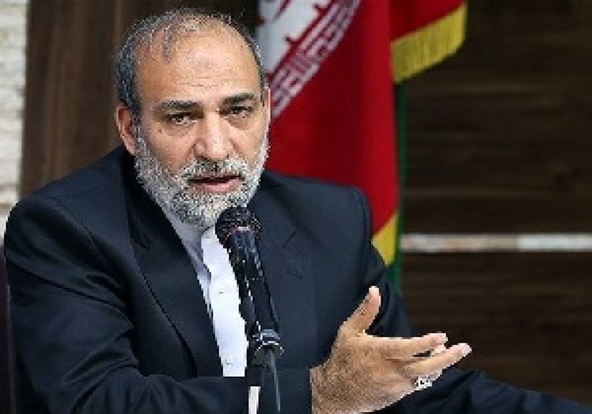 مسئولان اختلاف سلیقهها را کنار بگذارند/ همه باید برای حل مشکلات به دولت کمک کنیم