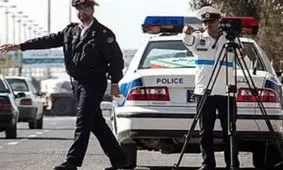 جریمه بیرون آوردن دست از خودرو ۳۰ هزار تومان است