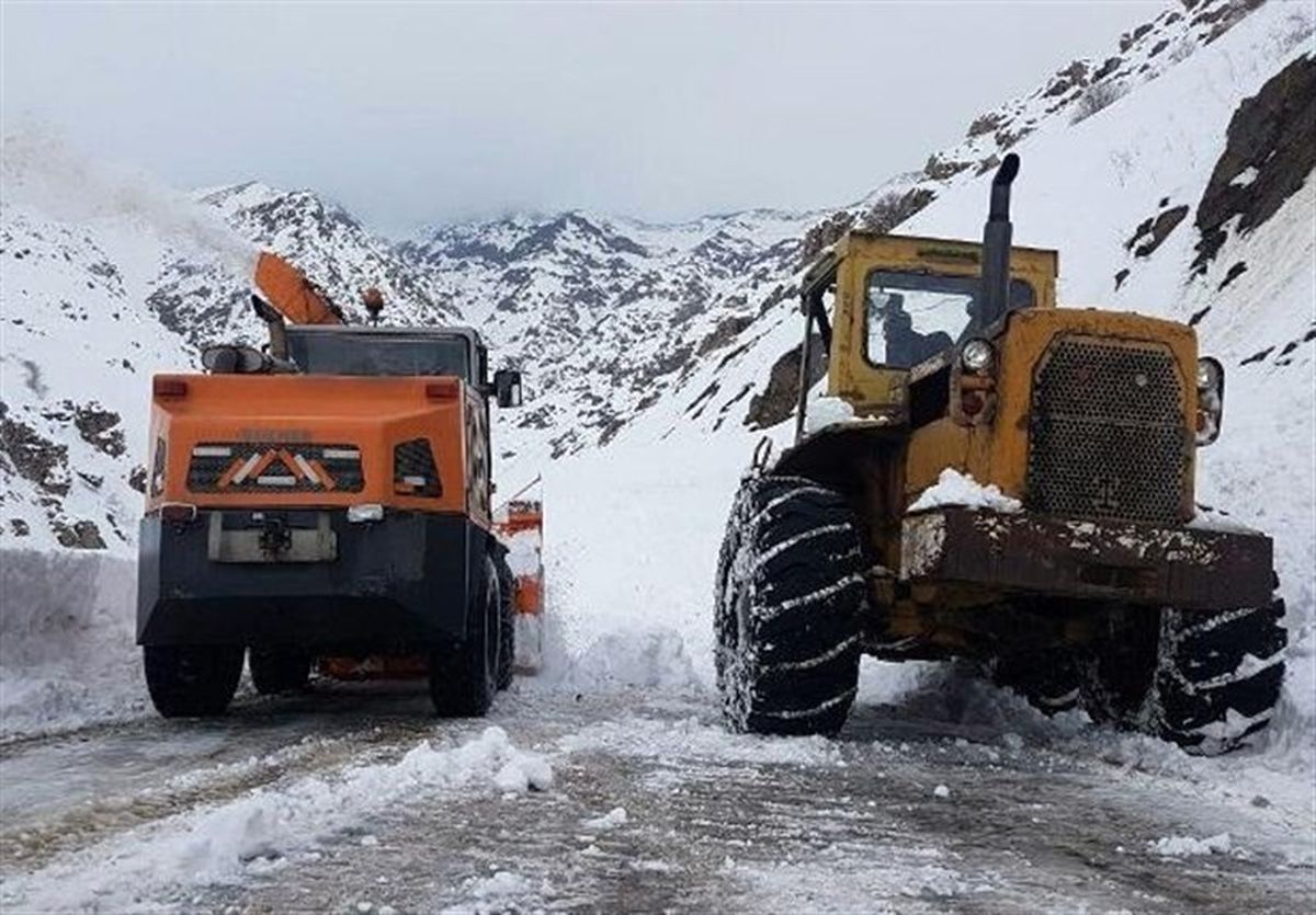 محور شمشک به دیزین پس از یک هفته تلاش شبانه‌روزی بازگشایی شد