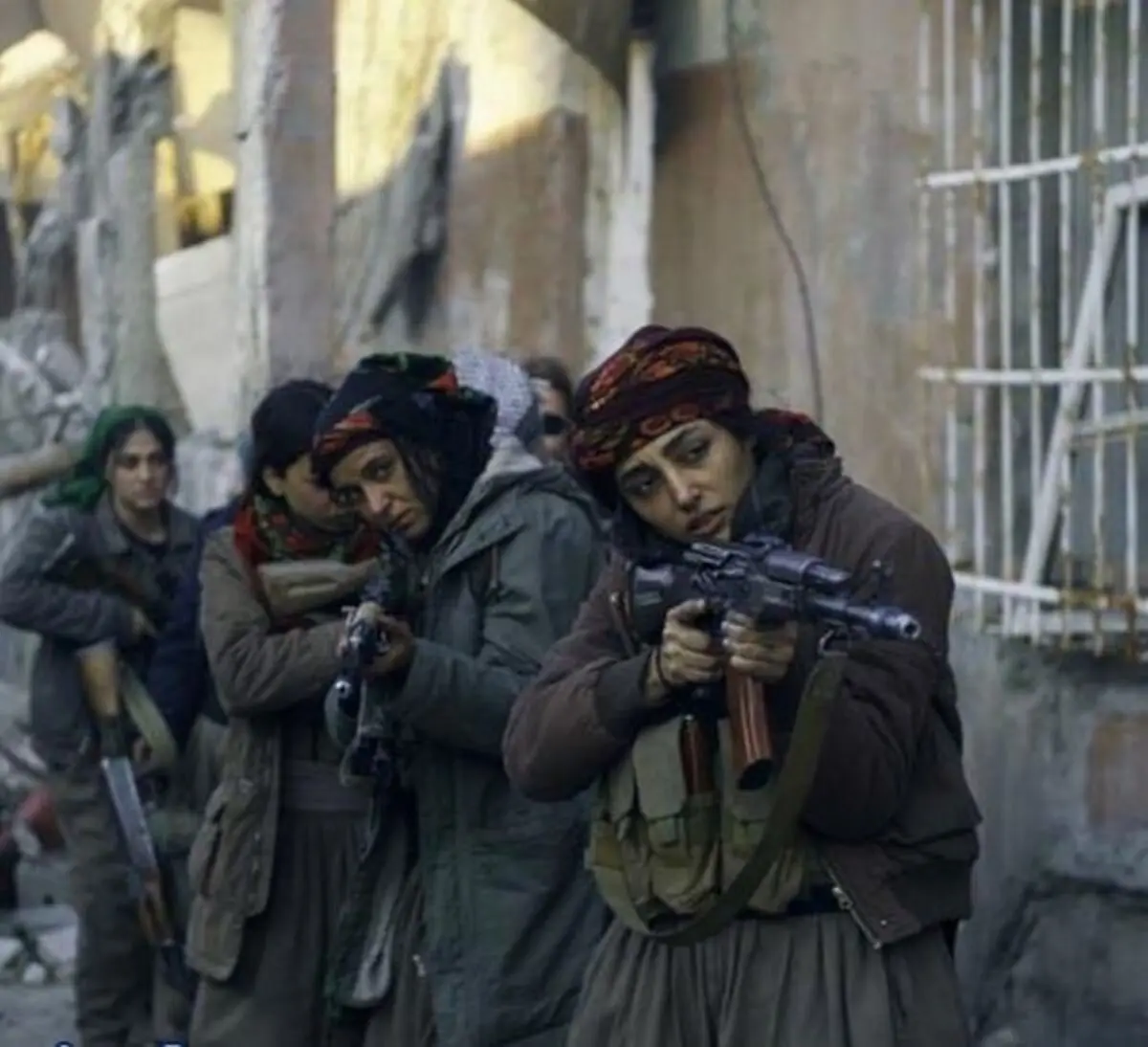 گلشيفته فراهانى در نمايي از فيلم جديدش به نام "دختران خورشيد"