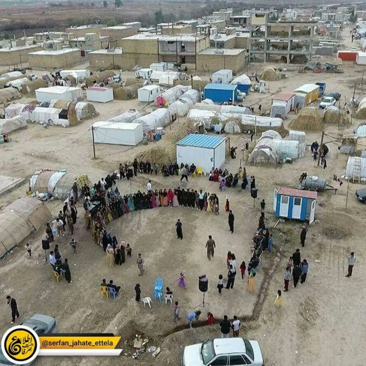 جشن عروسی در میان چادرها و کانکس ها - سرپل ذهاب/عکس