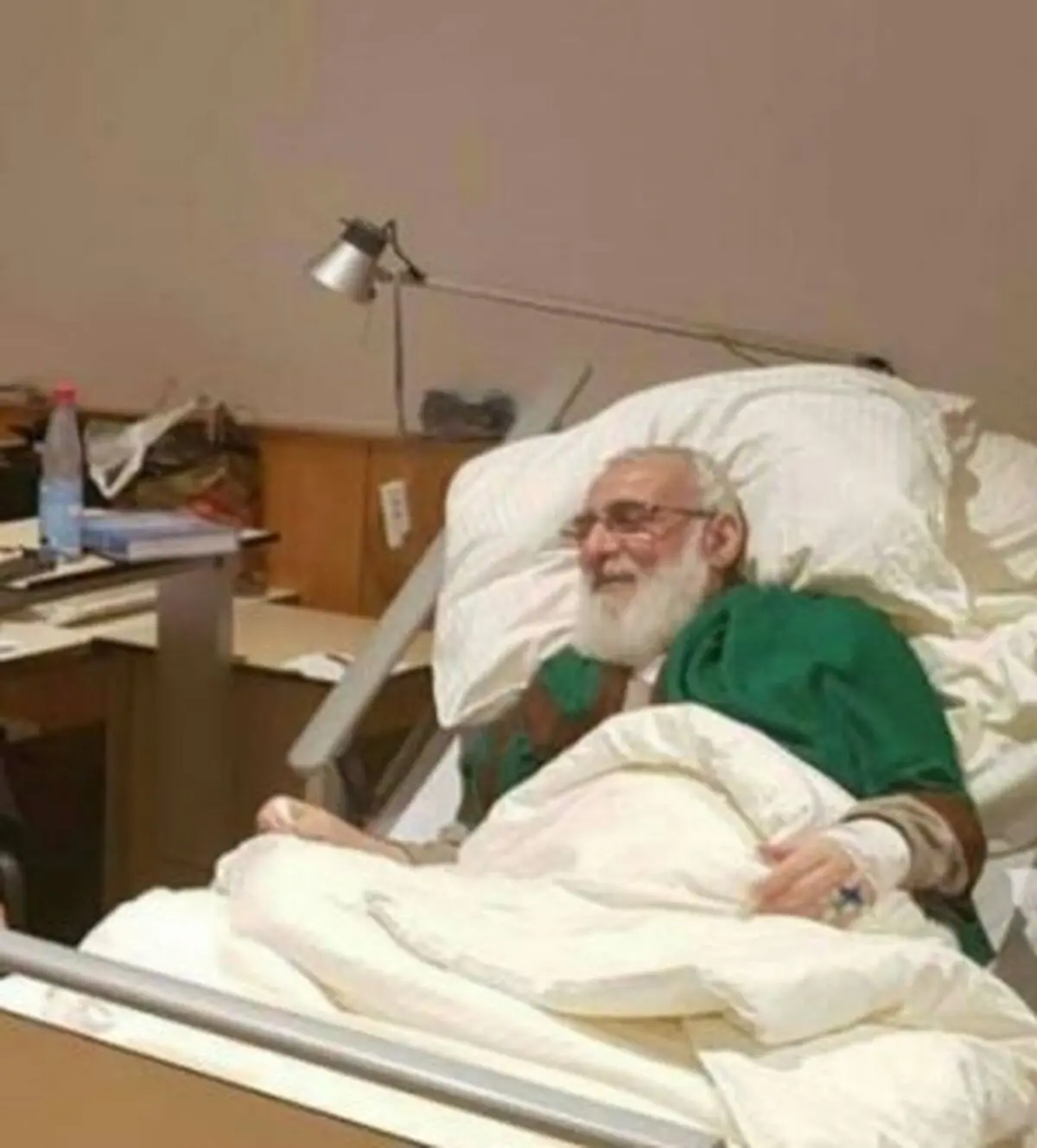 به دلیل اختلاف نظر پزشکان مجبور شدم به آلمان بروم