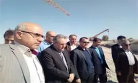بازدید عضو هیئت مدیره بانک صنعت و معدن از طرحهای آب شیرین کن خلیج فارس
