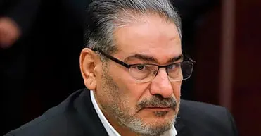 ستایش (نام اصلی فاطمه)، دختر علی شمخانی در ماجرای مهسا امینی در اروپا کشف حجاب کرد/ اگر انقلاب نشده بود، خانواده شمخانی نهایتا چند لنج داشت/ ویدئو