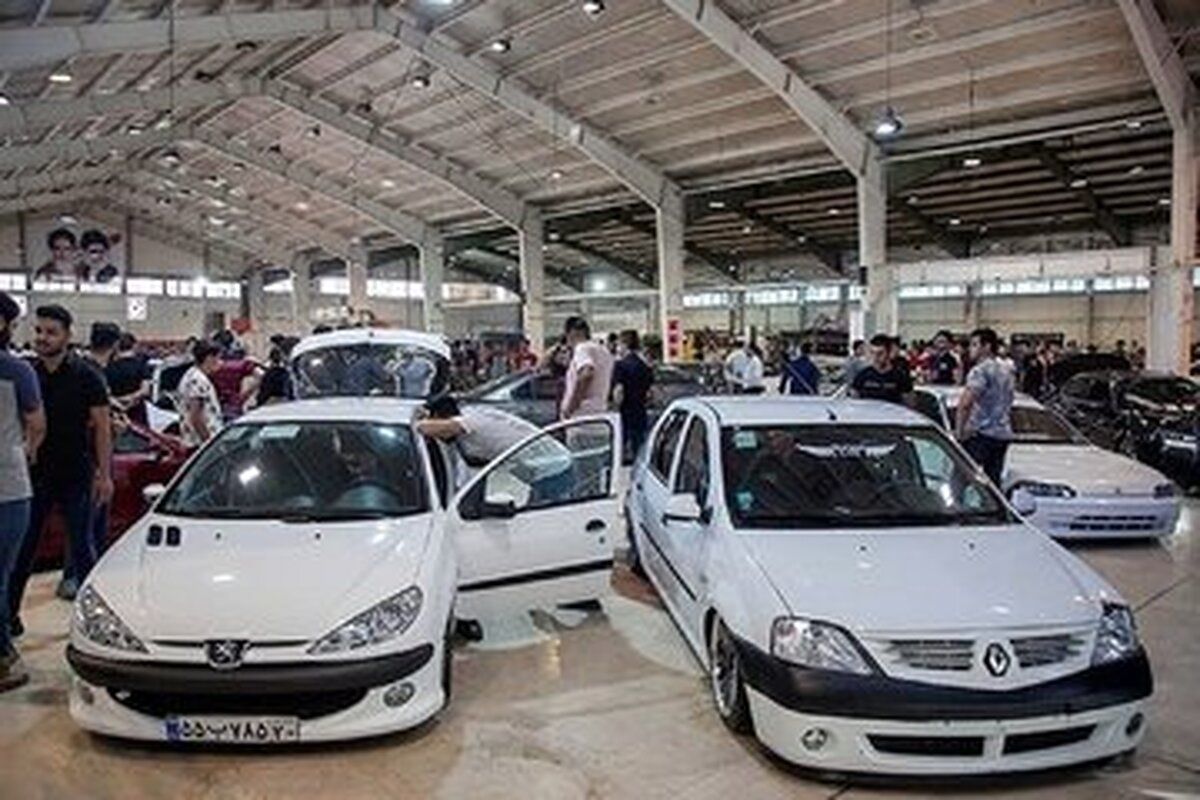 چرا همه در بازار خودرو فروشنده شدهاند؟