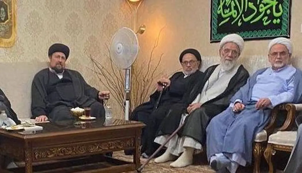 حضور سید حسن خمینی و رئیس دولت اصلاحات در عزاداری منزل ابطحی