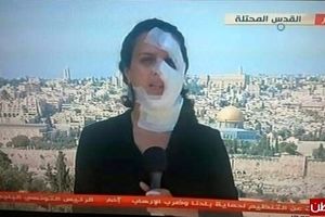 بلایی که اسرائیل بر سر یک خبرنگار زن آورد!/ ویدئو