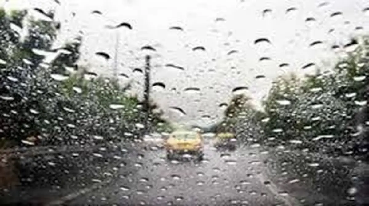 ادامه بارش متناوب باران تا اواخر امشب در قم