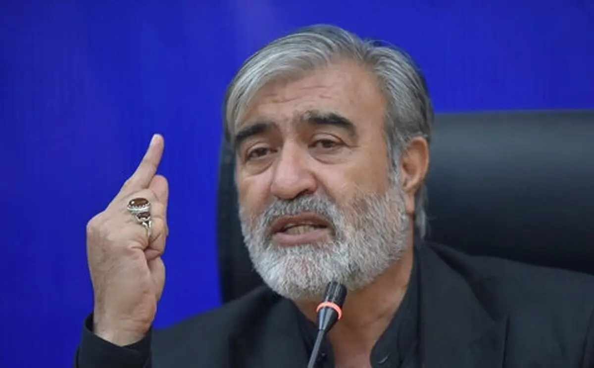 فقط کشتی‌های طرف همکاری با ایران حق عبور از تنگه هرمز دارند