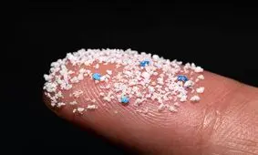 شناسایی میکروپلاستیک‌ ها در خون انسان