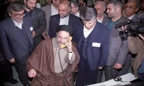 ۲۰ سال پیش این روزها؛ وقتی خاتمی ناگهان از «استعفا» گفت

