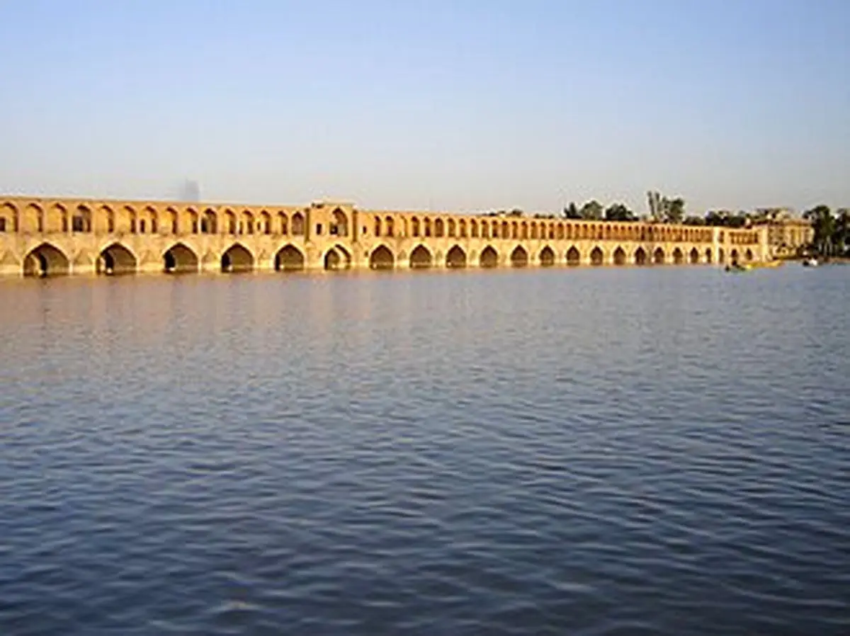 غرق‌شدن مرگبار جوان 18 ساله در زاینده رود/ ویدئو
