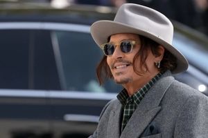 لبخند بزن جانی/ سفیدی به دندانهای جانی دپ بازگشت