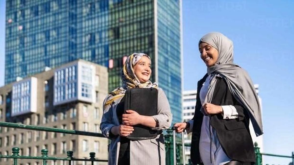فواید حجاب از منظر برخی مسلمانان یا غیرمسلمانان اروپایی/ ویدئو