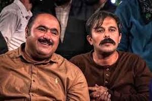 سفر در زمان؛ «وحید و سلمان» سریال نون خ در یک فست فودی؛ سال 1399