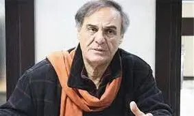 مالک تماشاخانه وسایل قطب‌الدین صادقی رابه کوچه ریخت