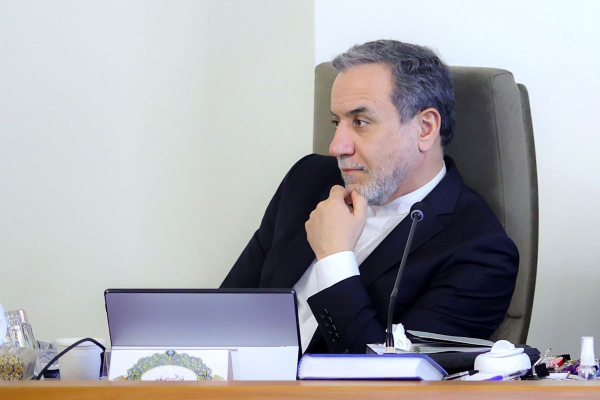 واکنش عراقچی به مجادله لفظی زلنسکی و ترامپ/ حتی متحدان کوچک آمریکا برای حفظ شأن خود حاضر به پرداخت هزینهاند