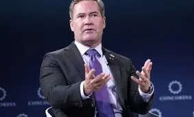 والتز: ترامپ آماده صلح با ایران است