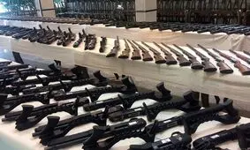 قاچاقچیان اسلحه‌ ها را جا گذاشتند