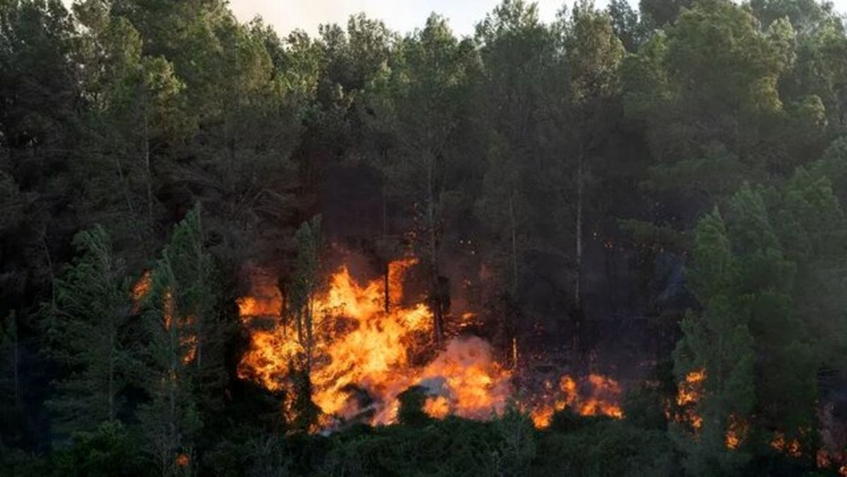 آتش‌سوزی‌های جنگلی در شرق اسپانیا و هشدار تخلیه برای صدها نفر

