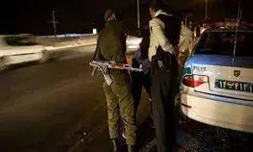 لحظه تیراندازی پلیس به خودروی سارقان در گیشا تهران/ ویدئو