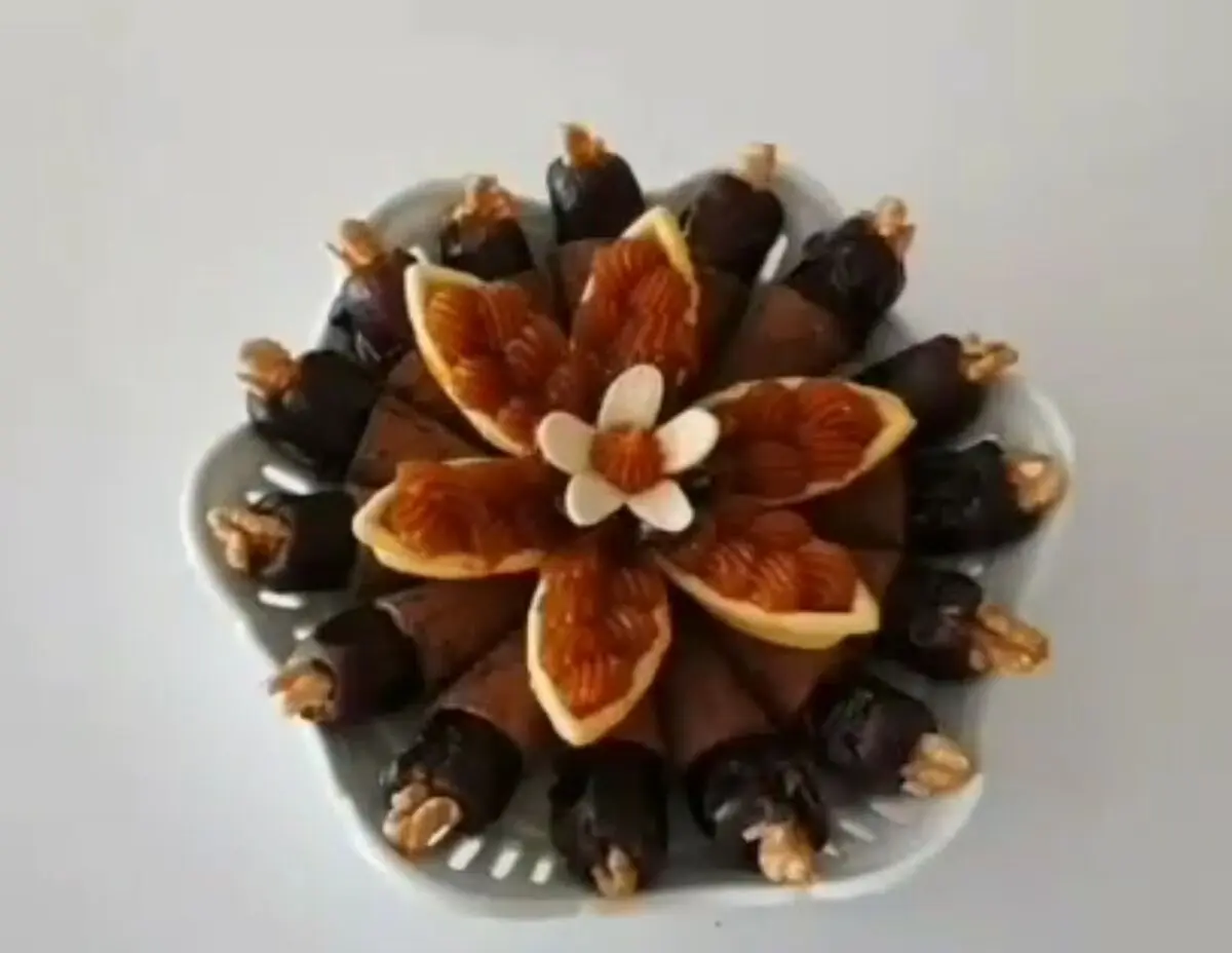 آموزش تزئین خرما و حلوا