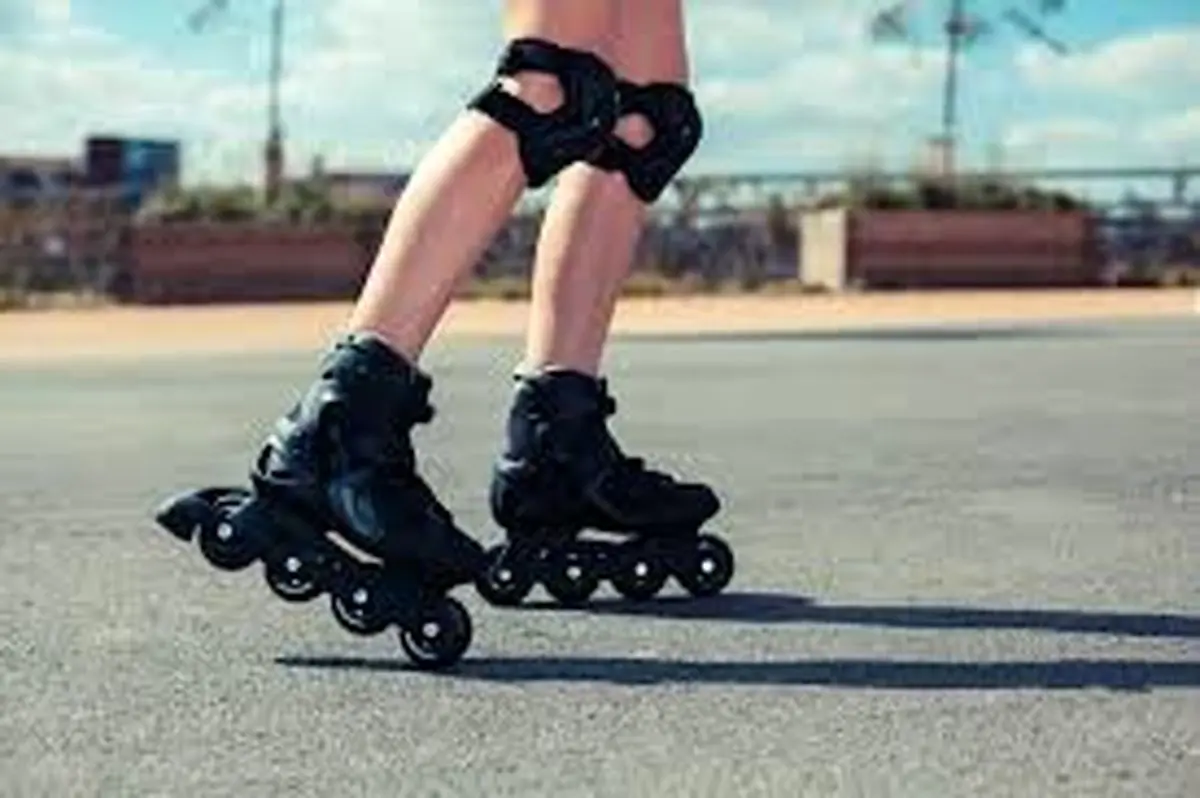 پر کردن باک اسکیت در کنار پمپ بنزین +عکس