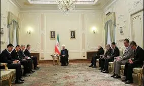 روحانی: مناسبات تهران-دوشنبه باید همسو با اشتراکات فرهنگی و تاریخی بیش از پیش گسترش یابد