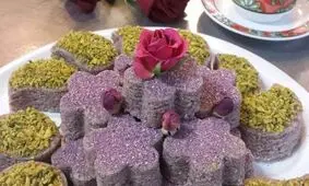 طرز تهیه حلوای گل سرخ برای افطار