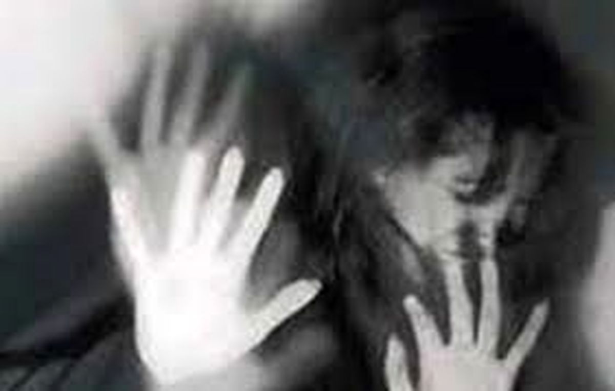 شکایت زن به دادگاه:شوهرم 12سال است که به دخترم تجاوز می کند