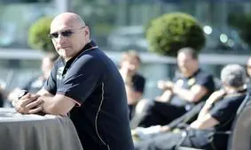 یک افسر پلیس محافظ ویلموتس در تیم ملی است