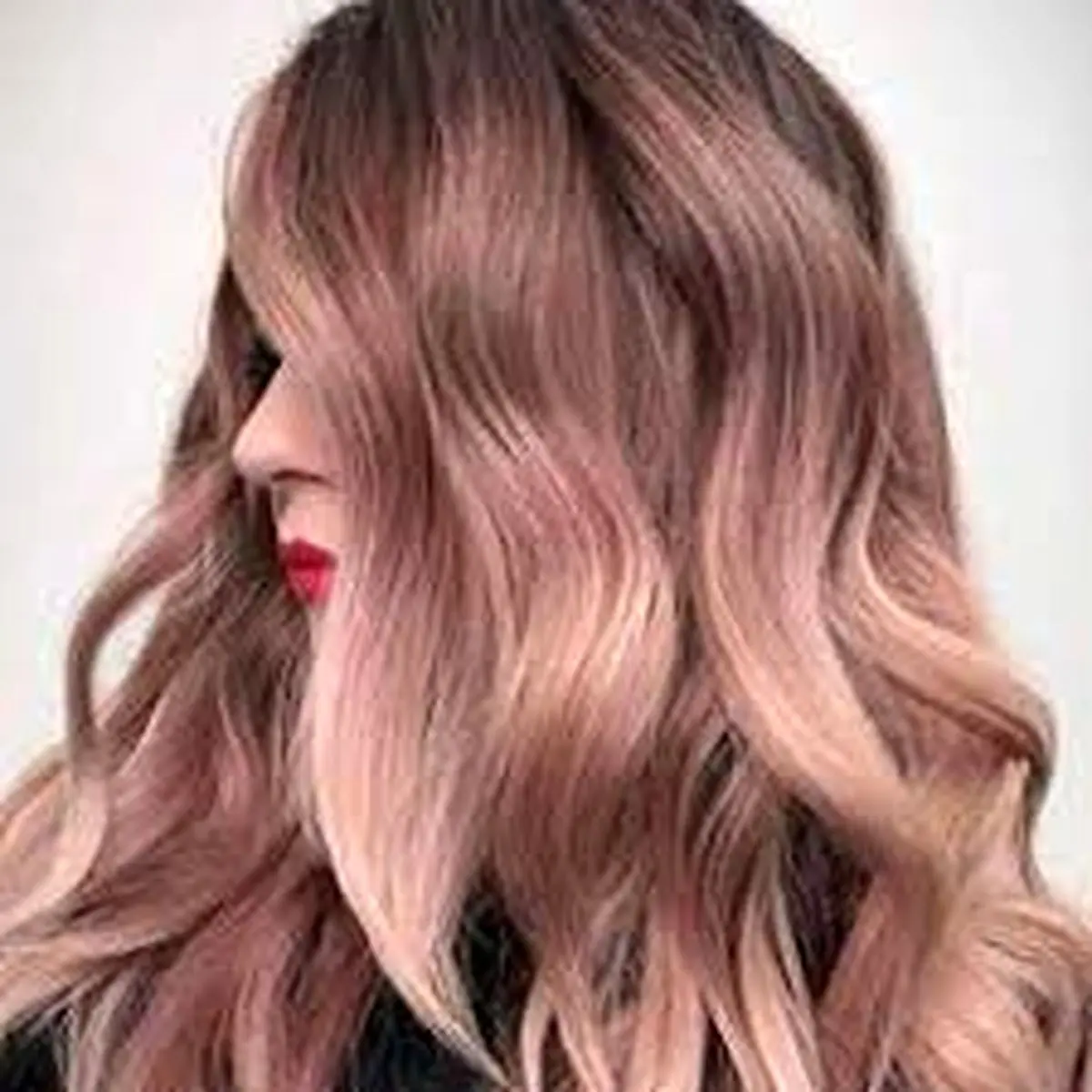 بلایی که رنگ مو سر زیبایی موهایتان می آورد