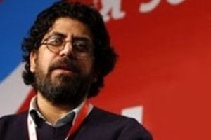 اطیابی: اهدای بالاترین نشان لیاقت کشور به فرهادی می تواند 30 سال کم لطفی به سینمای ایران را جبران کند
