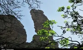 سقوط گردشگر از ارتفاعات تنگه شیرز؛ مصدوم به خرم‌آباد اعزام شد