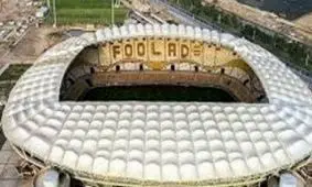 ظرفیت فولاد آره‌نا تکمیل شد/ ورزشگاه در تسخیر پرسپولیسی‌ها/ پرچم استقلال در دست داماشی‌ها