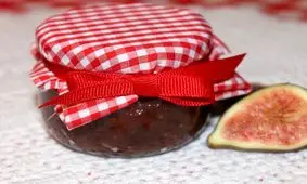 طرز تهیه مارمالاد انجیر خوشمزه و مقوی