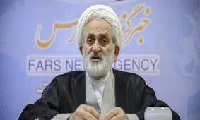 سالک: خودباختگی وزارت نفت یکی از مشکلات اساسی در مسیر دور زدن تحریم‌هاست