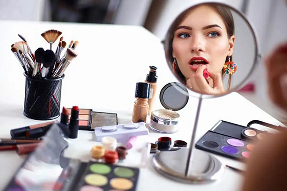 با خودنمایی همسر چگونه برخورد کنیم؟