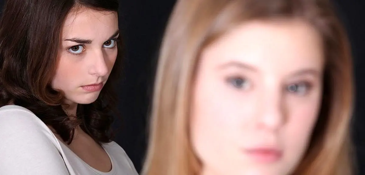 راه های مقابله با حسادت دیگران