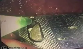 مرد هندی عاشق قورت دادن سیمکارت و کلید ! + عکس جنجالی
