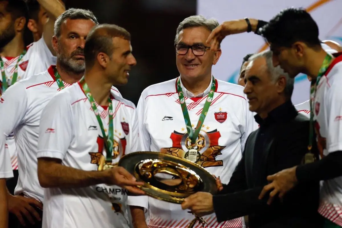 اتوبوس پرسپولیس پس از قهرمانی جام حذفی