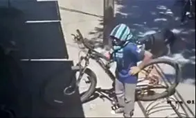 جذاب ترین روش برخورد با سارق! + فیلم