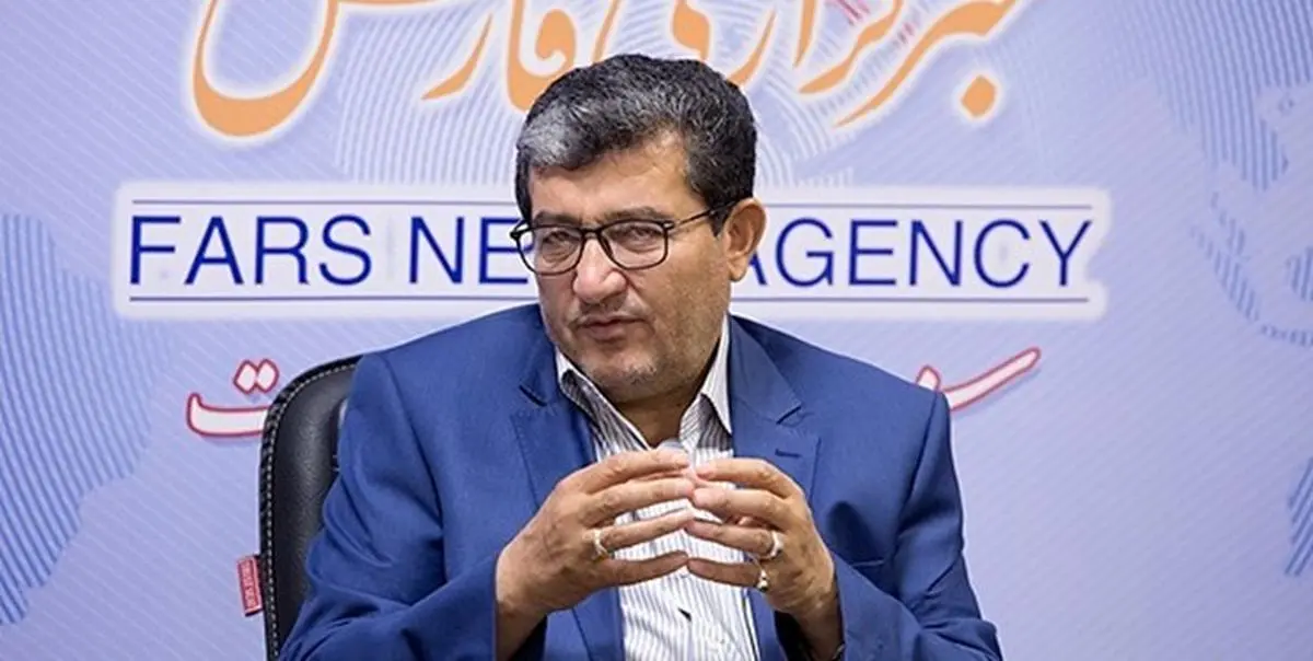 خجسته: اقدامات عملی در برخورد با عاملان افزایش قیمت خودرو صورت نمی‌گیرد/دولت تعرفه واردات را کاهش دهد