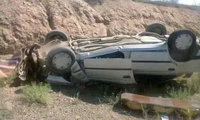 برخورد کامیون با خودروی سواری جان ۳ عضو یک خانواده را گرفت