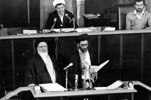 چرایی انتخاب آیت‌الله خامنه‌ای به رهبری انقلاب به روایت آیت‌الله امینیان