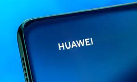 هواوی کاهش تولید گوشی را تکذیب کرد