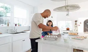 ۱۰ ترفند و نکته برای تقویت مهارت‌های شیرینی پزی