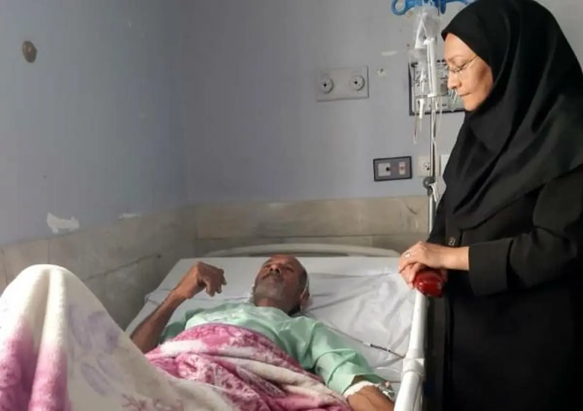 عکس/ حمله خرس سیاه به مرد جیرفتی