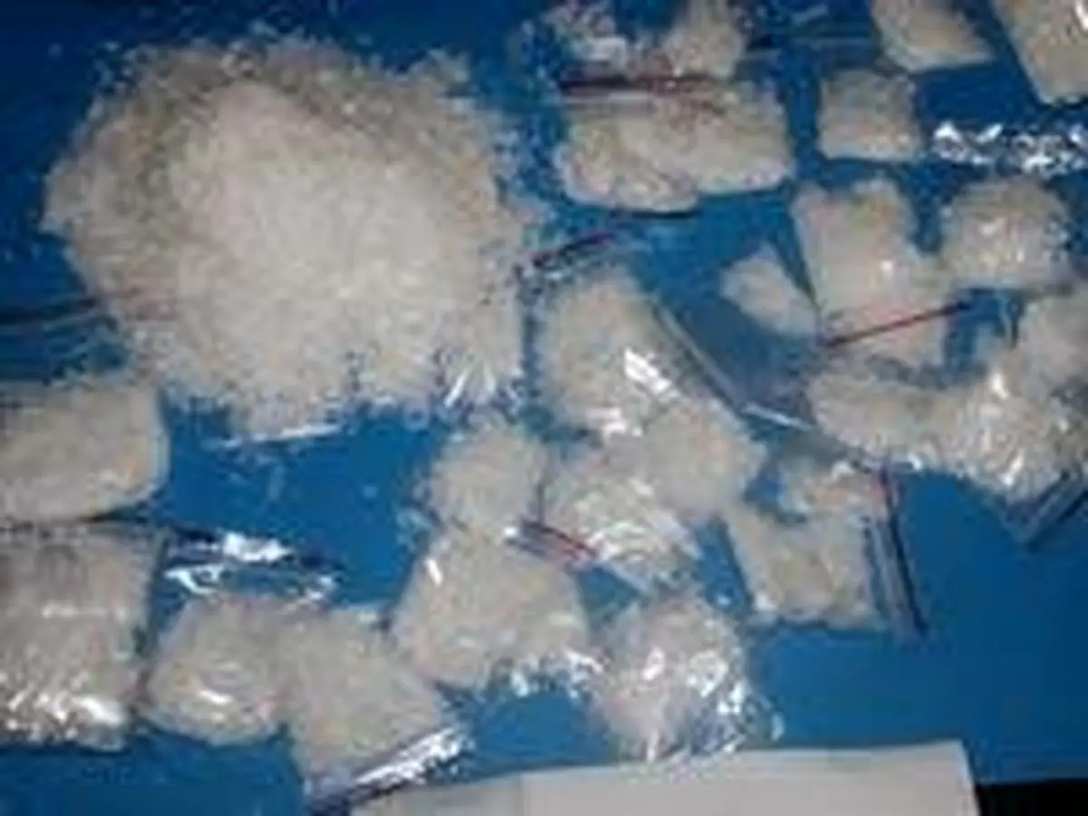 توقیف سواری هیوندای آزرا با۱۱ کیلوگرم هرویین